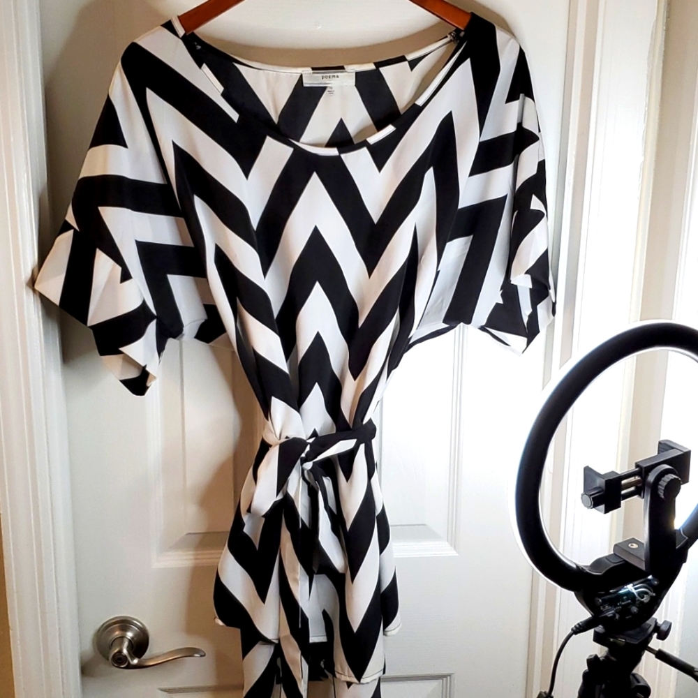Modcloth Black and White Chevron Tunic with Tie Size 1X